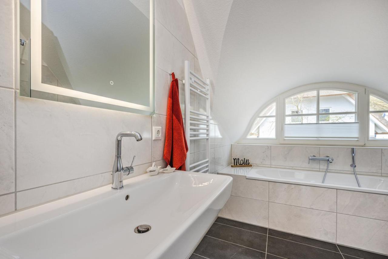 Reetdachhaus Am Haff Mit Sauna, Terrasse, Wlan Zirchow Zewnętrze zdjęcie
